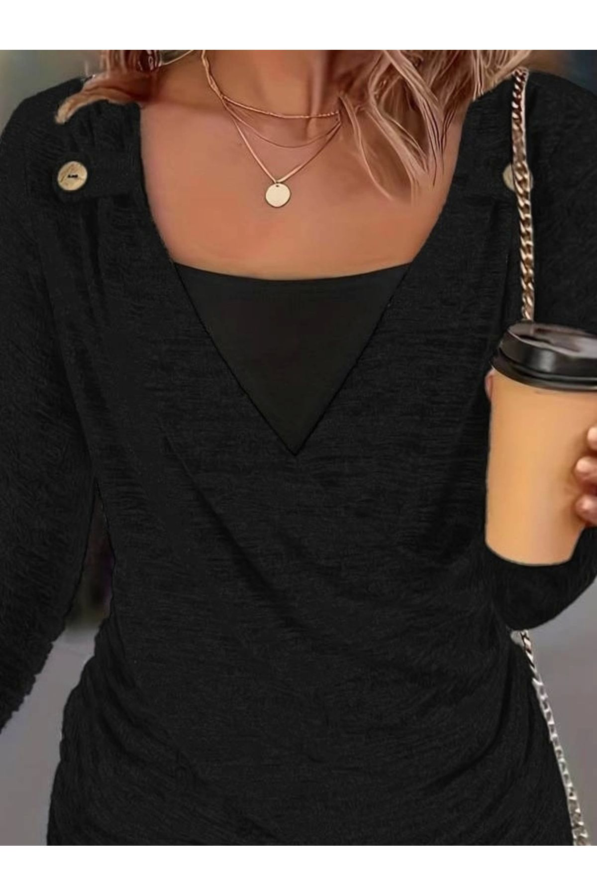 Kadın Uzun Kollu V Yaka Düğme Detaylı Yumoş Bluz