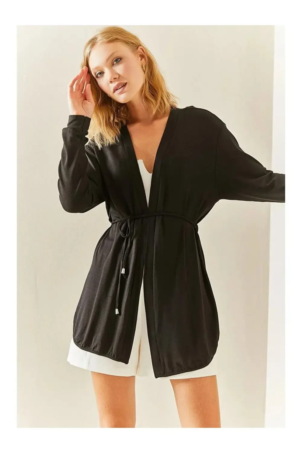 Kadın Uzun Kollu Bağcık Detay Hırka