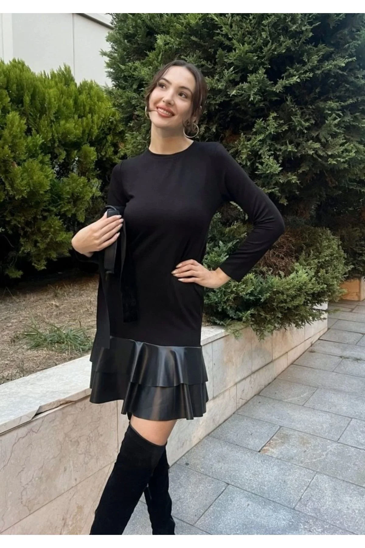 Kadın Uzun Kollu Bisiklet Yaka üst Viskon Etek Ucu Deri Kısa Elbi