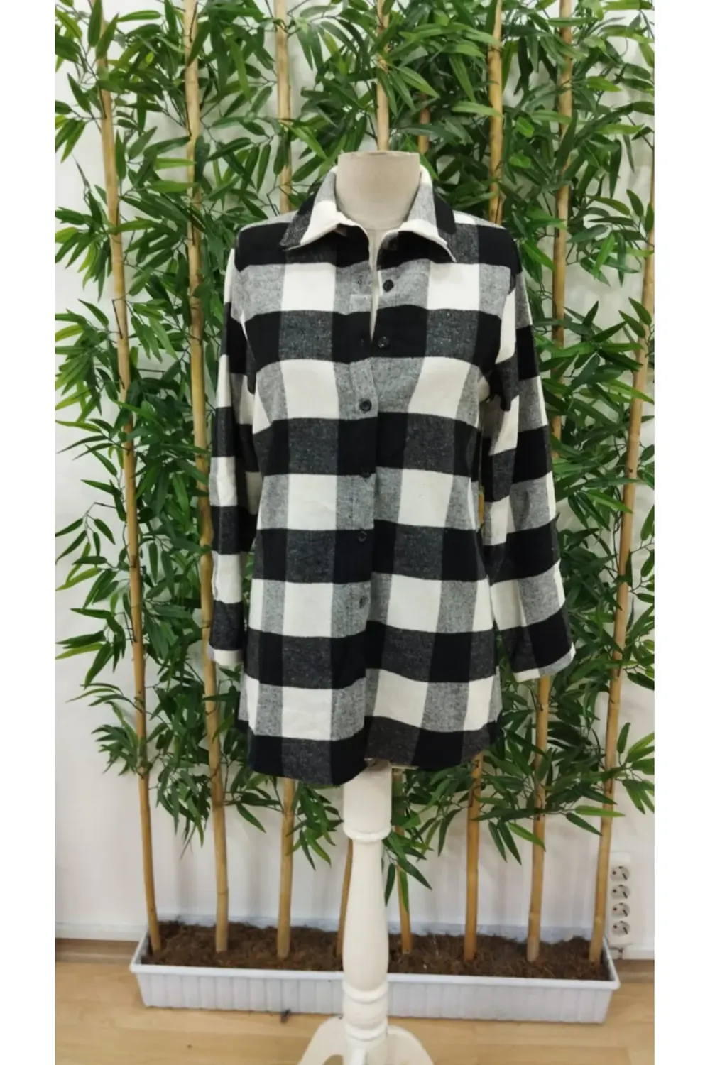 Kadın Uzun Kollu Ekoseli önden Düğmeli Dokuma Uzun Gömlek