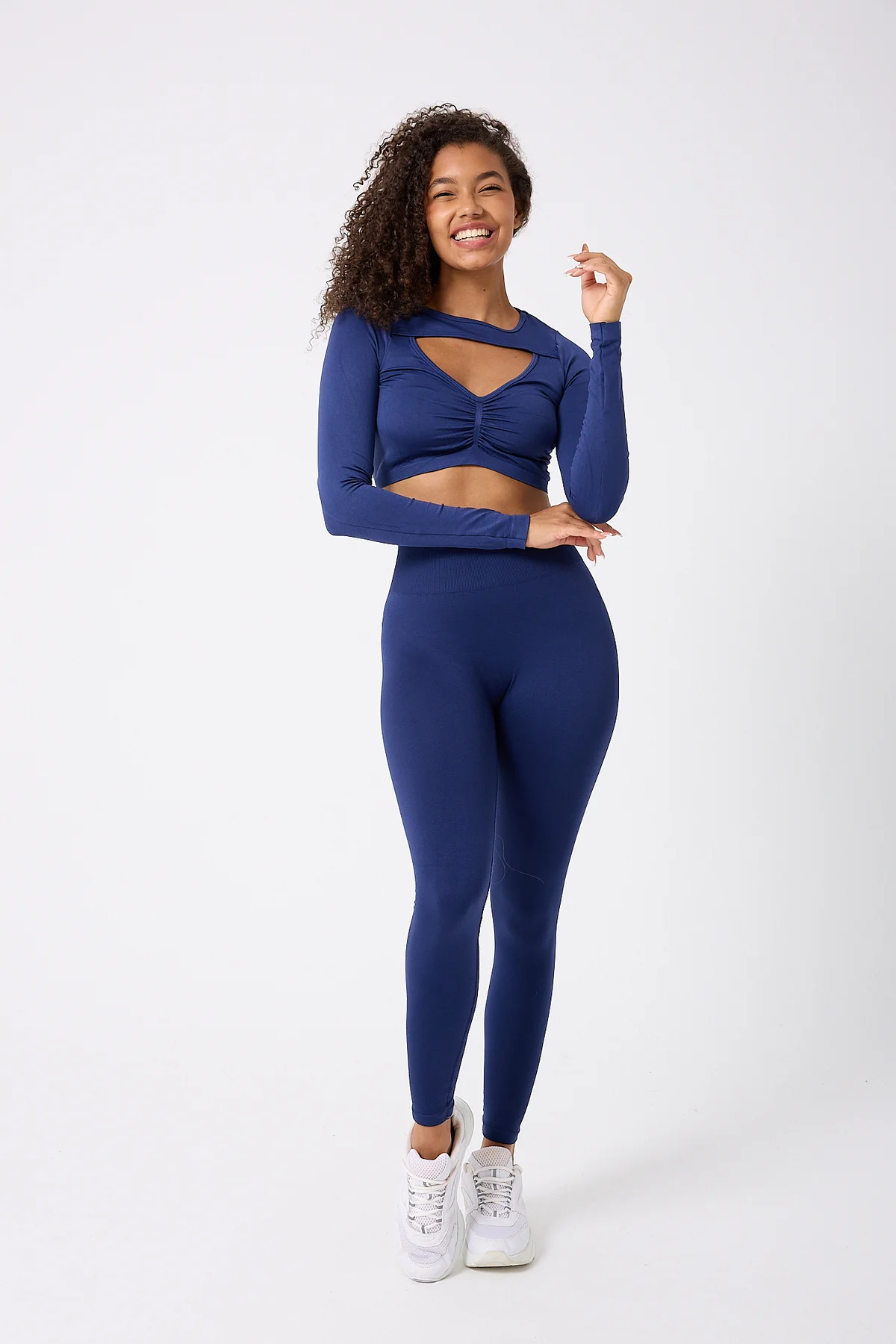 Kadın Uzun Kollu Göğsü Açık Dikişsiz Crop Top