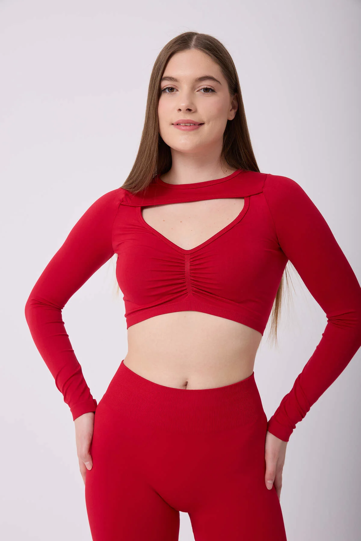 Kadın Uzun Kollu Göğsü Açık Dikişsiz Crop Top