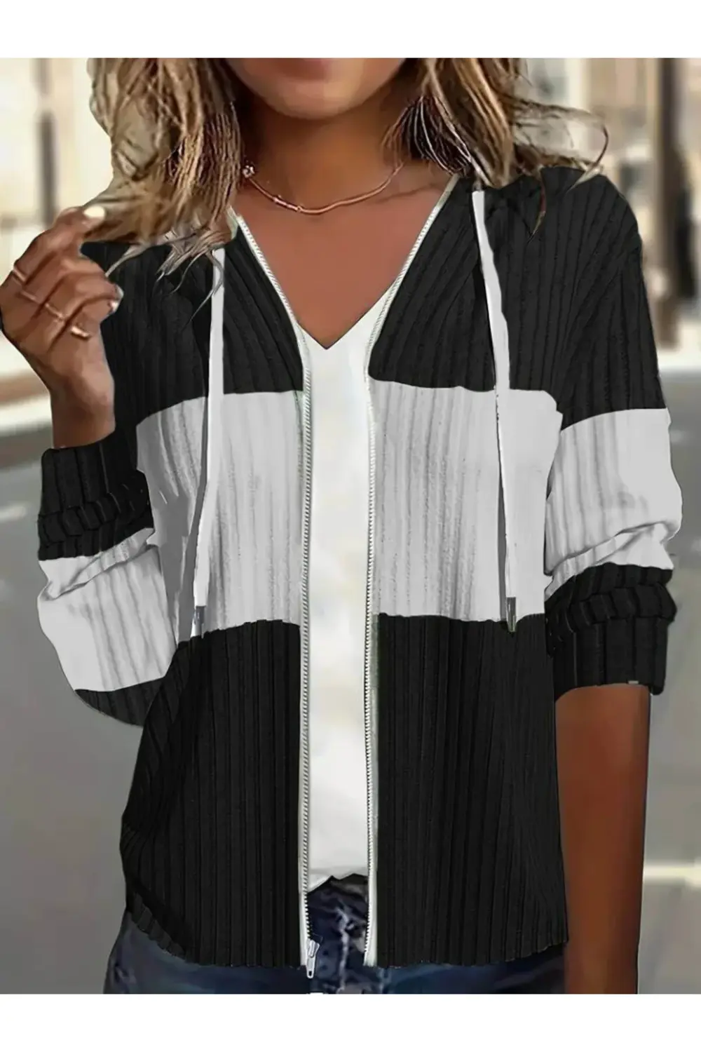 Kadın Uzun Kollu Kapşonlu önden Fermuarlı Blok Desenli şardonlu K