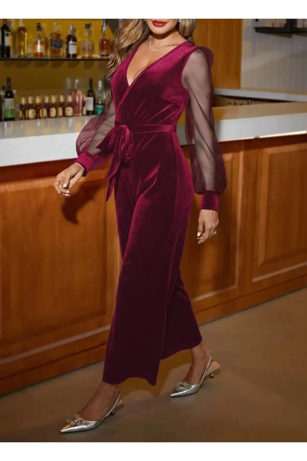 Kadın Uzun Kollu Kruvaze Yakalı Belden Kuşaklı Tül Detaylı Kadife