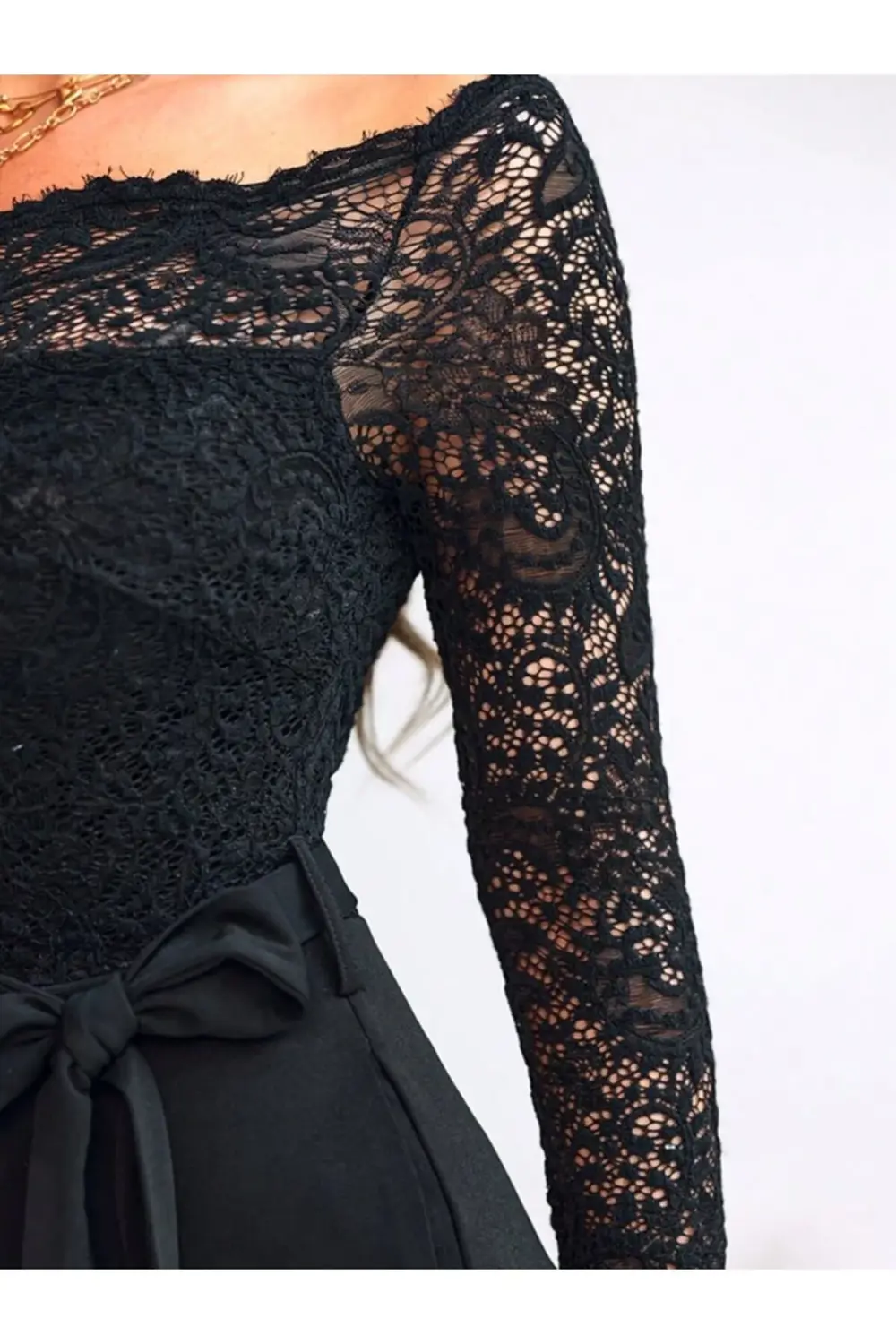 Kadın Uzun Kollu Madonna Yaka Dantelli Yandan Bağlamalı Ithal Kre Kadın Uzun Kollu Madonna Yaka Dantelli Yandan Bağlamalı Ithal Kre