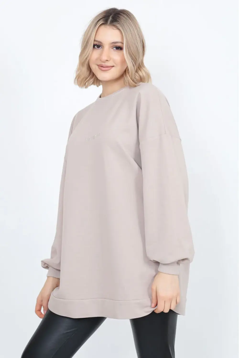 Kadın Uzun Kollu Oversize Sweatshirt Nakişli