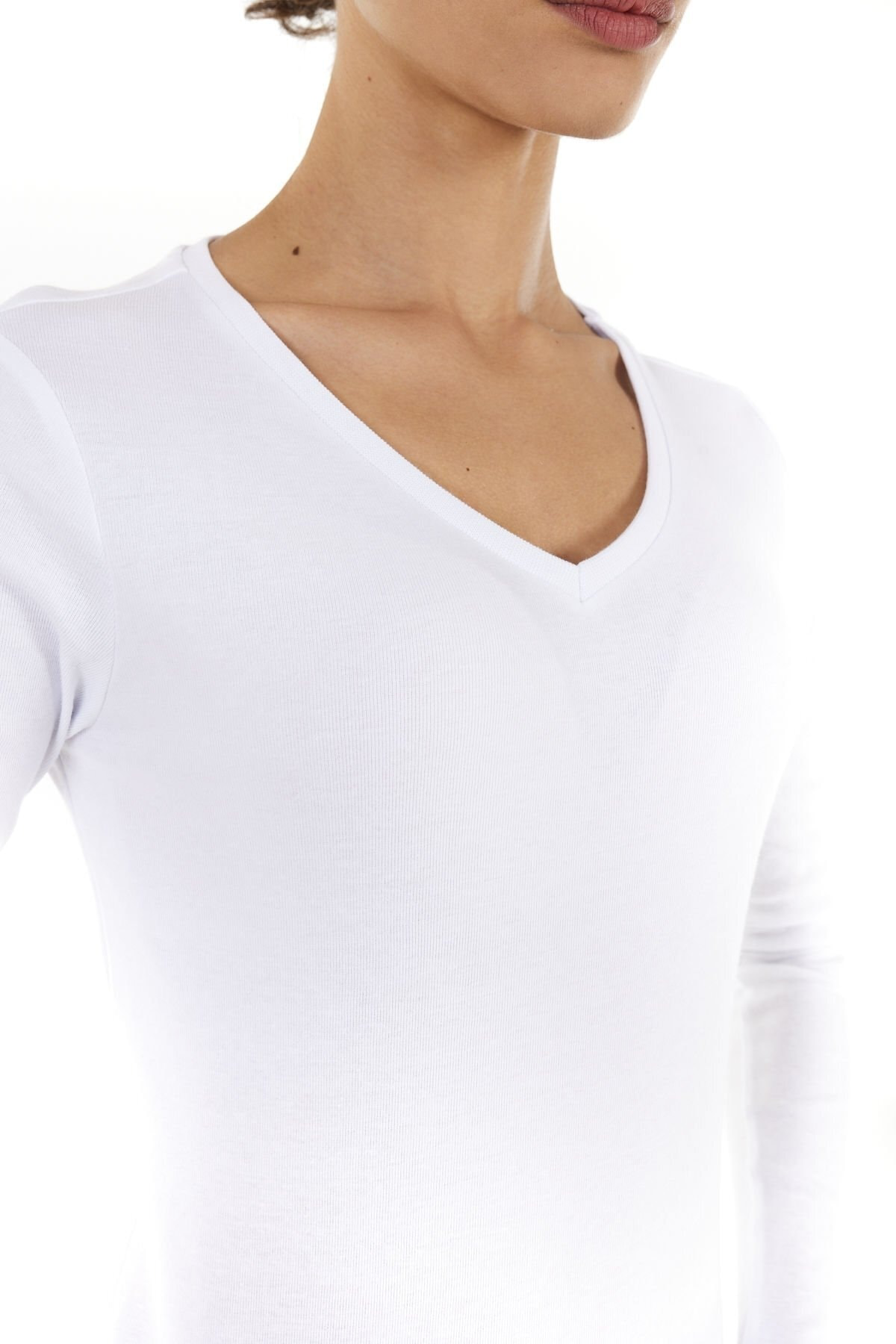 Kadın V Yaka Uzun Kollu Regular Fit Basic Tişört Siyah