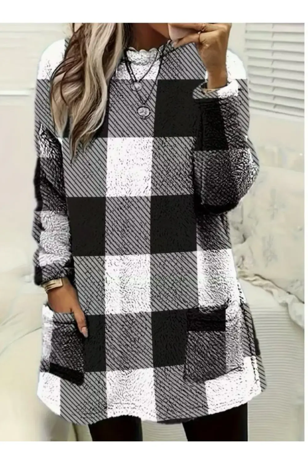 Kadın Uzun Kollu Yarı Balıkçı Yakalı Cep Detaylı Ekoseli Dokuma T