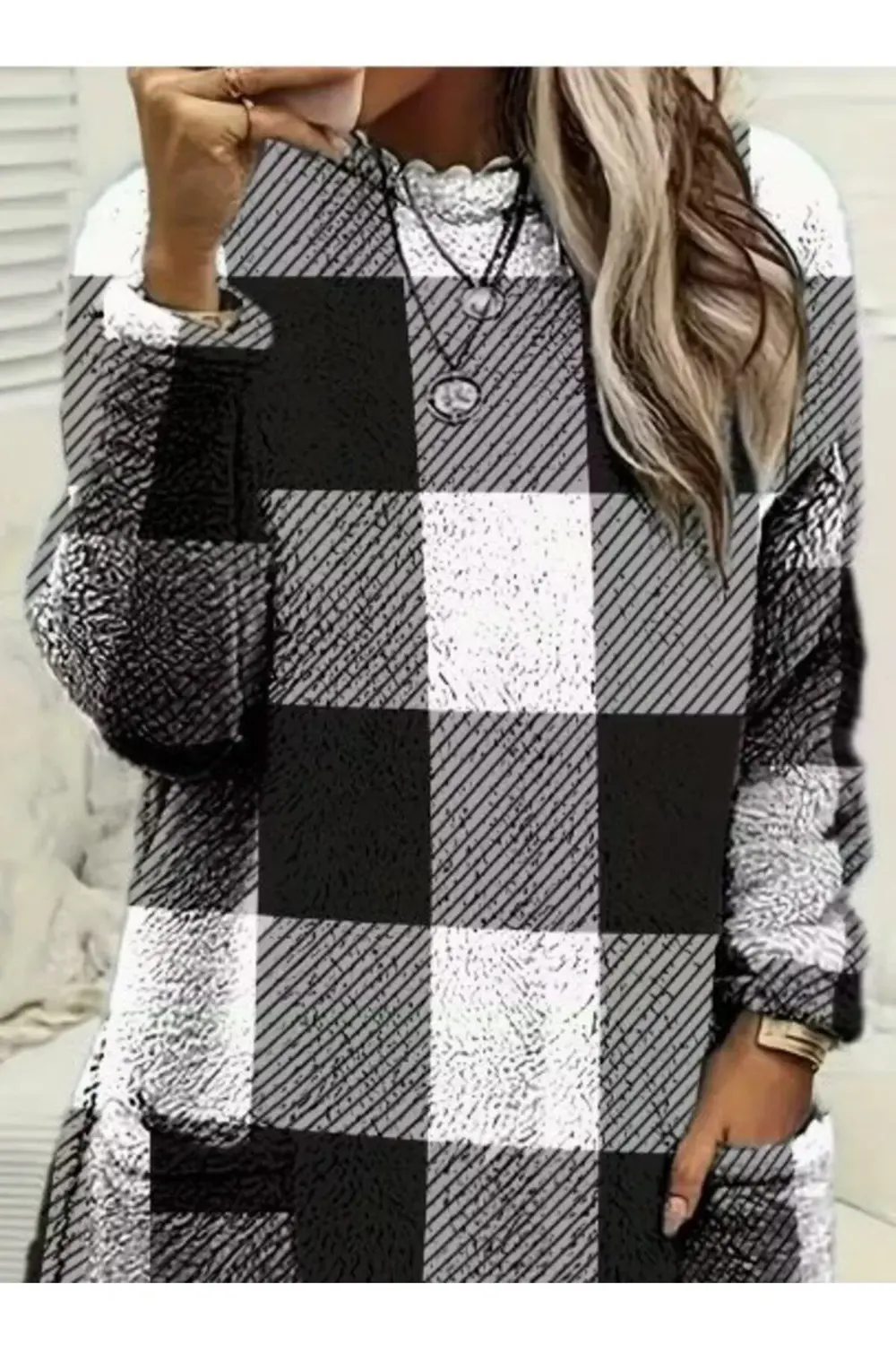 Kadın Uzun Kollu Yarı Balıkçı Yakalı Cep Detaylı Ekoseli Dokuma T