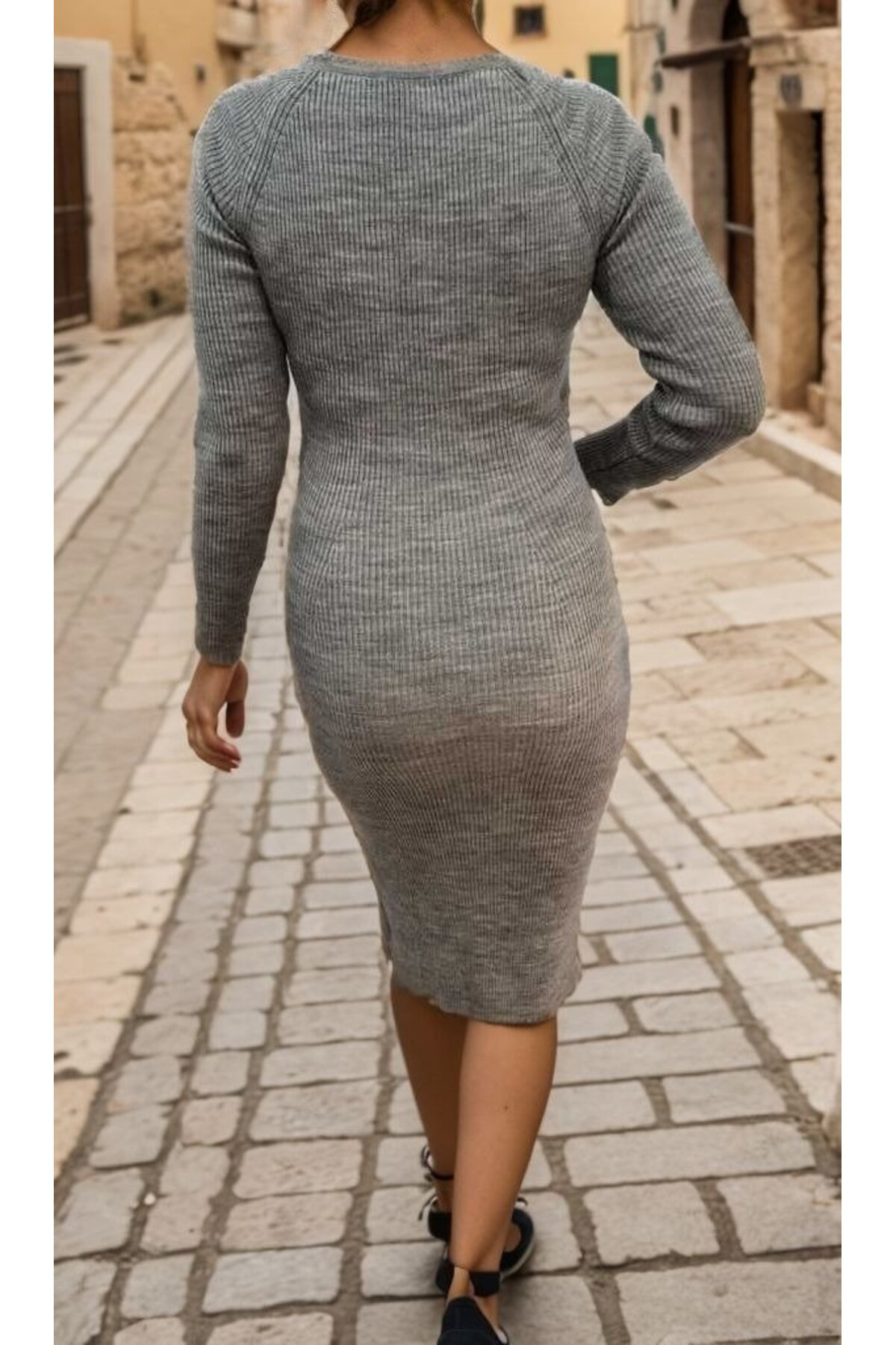 Butik Kadın Uzun Kollu Yırtmaç Detay Triko Elbise