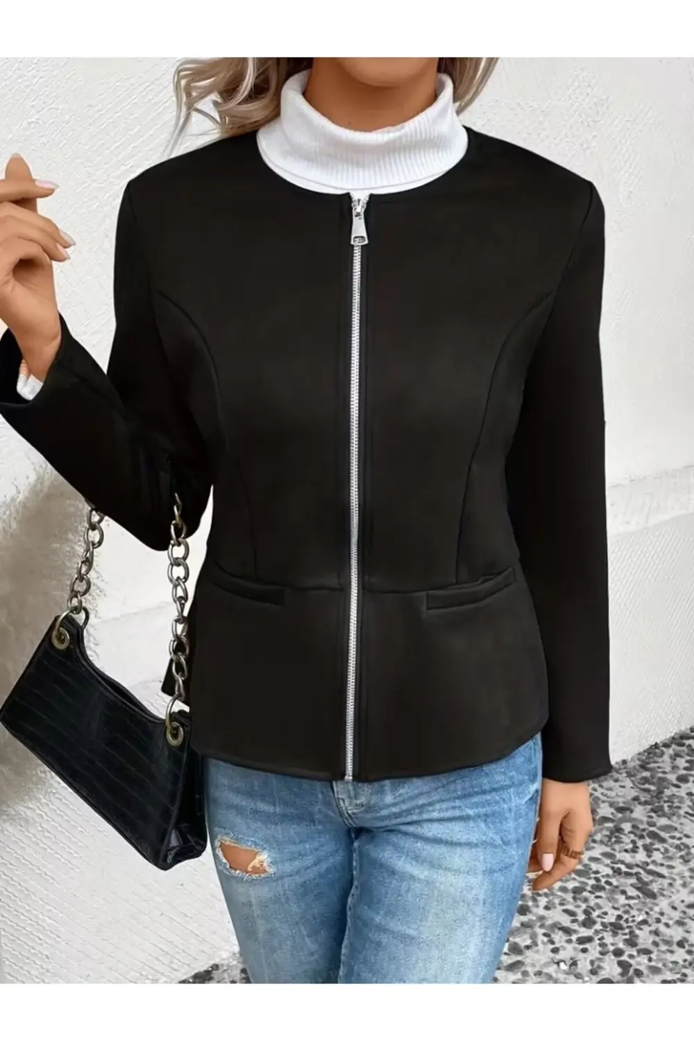 Kadın Uzun Kollu Yuvarlak Yaka önden Fermuarlı Süet Ceket