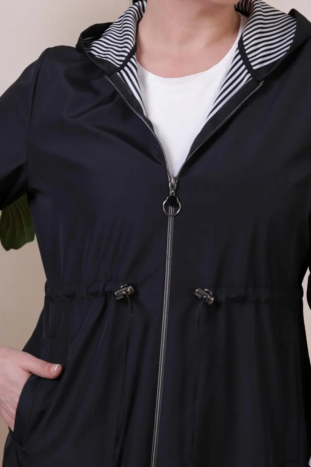 Kadin Uzun Tesettur Trenckot Buyuk Beden Fermuarlı Trenc