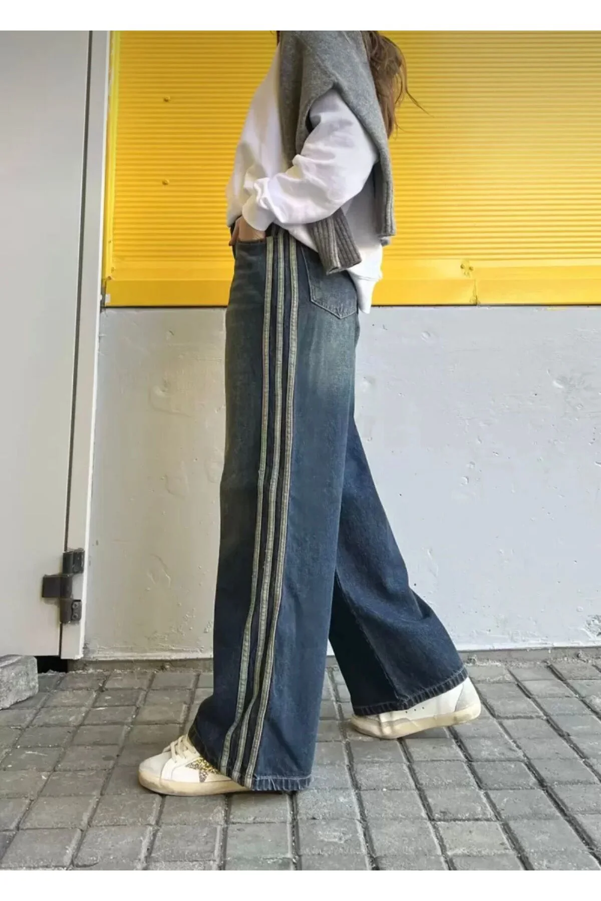 KADIN YANI ŞERİT DETAYLI YIKAMALI BAGGY JEAN