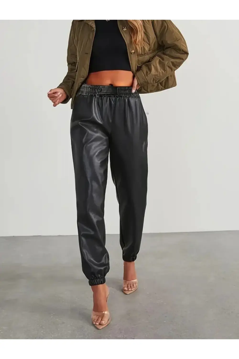 Kadın Yüksek Bel Lastikli önü Düğmeli Deri Pantolon