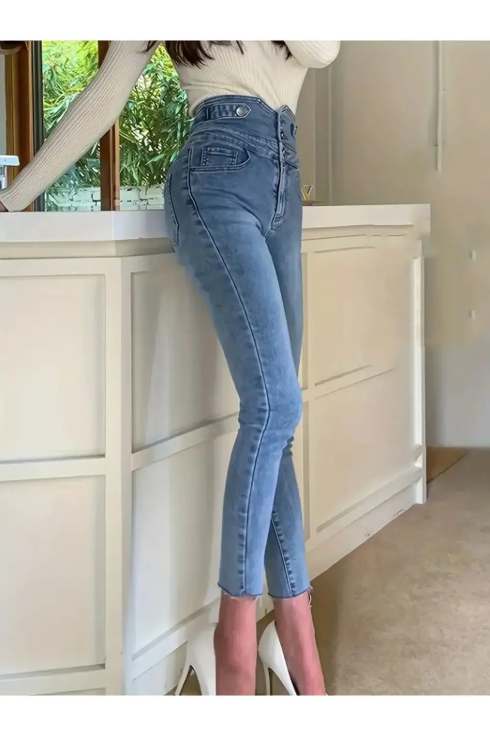 Kadın Yüksek Bel önden Düğmeli Cepli Dar Kesim Detaylı Kot Pantol