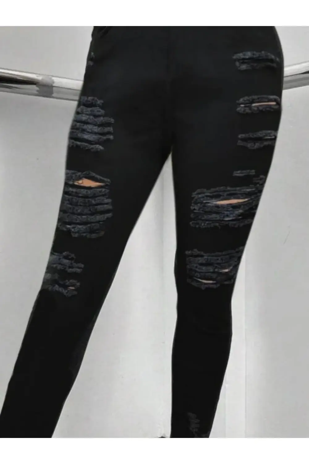 Kadın Yüksek Bel Slim Fit Lazer Kesim Yırtık Detaylı Kot Pantolon