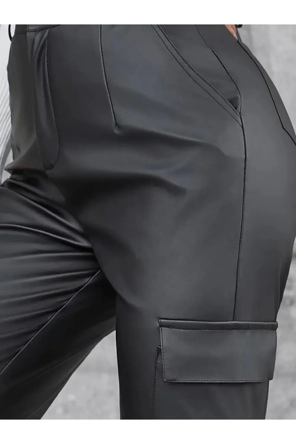 Kadın Yüksek Bel Yan Kargo Cep Detaylı Deri Pantolon