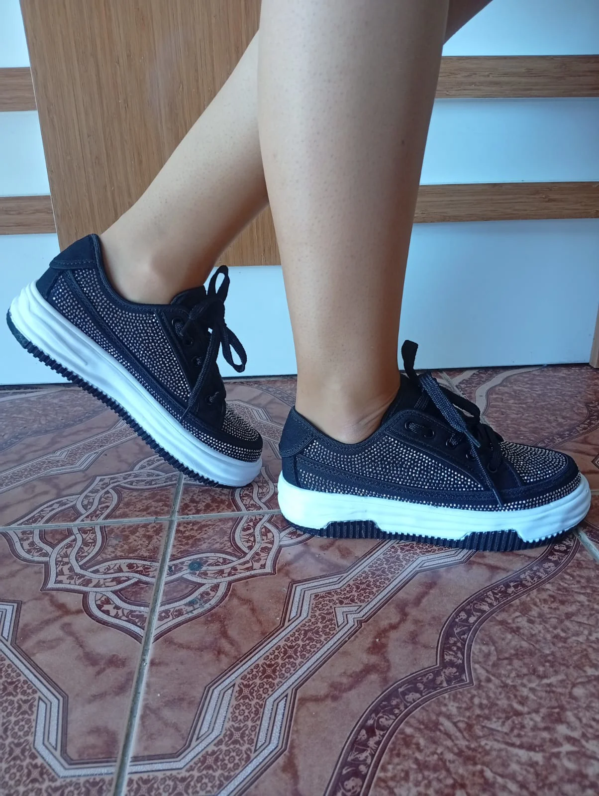 Kadın Yüksek Taban Rahat Şık Günlük Spor Ayakkabı Siyah Renk Fiyatı, Yorumları ve Özellikleri