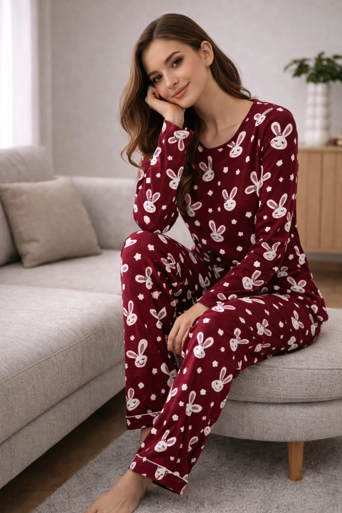 Kadın Yuvarlak Yaka Alt Üst Pijama Takımı Borda Tavşan Desenli 4 