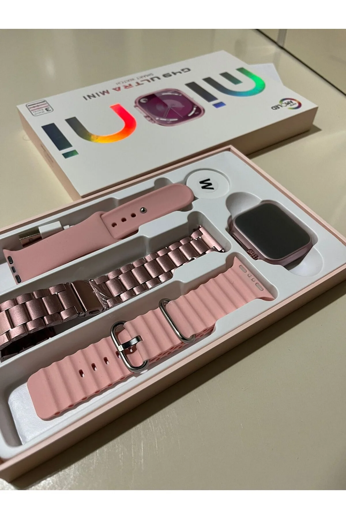 Kadınlar İçin Pembe Akıllı Saat, GPS ve Nabız Sensörlü, Suya Dayanıklı, 2.2 İnç Ekran