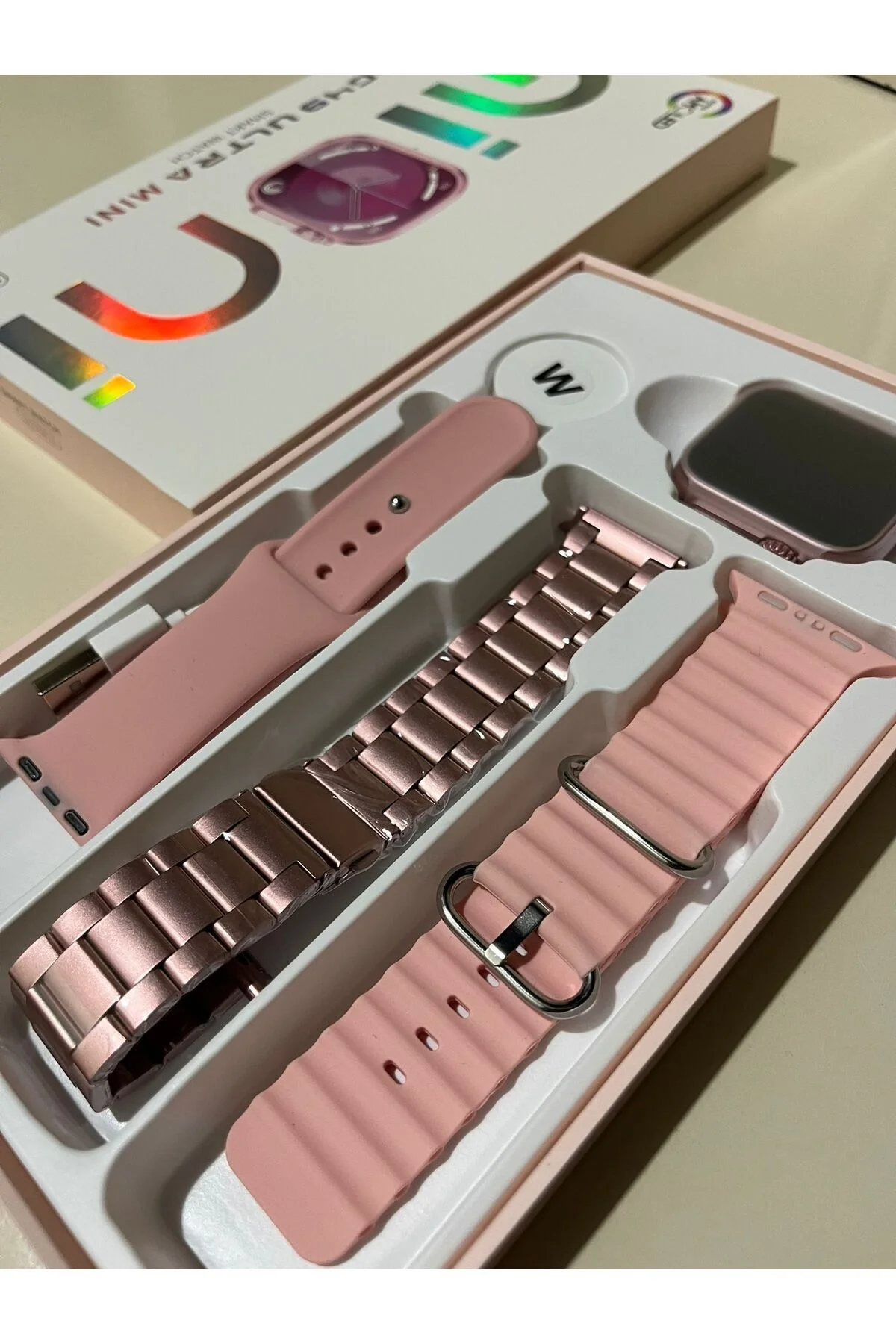 Kadınlar İçin Pembe Akıllı Saat, GPS ve Nabız Sensörlü, Suya Dayanıklı, 2.2 İnç Ekran