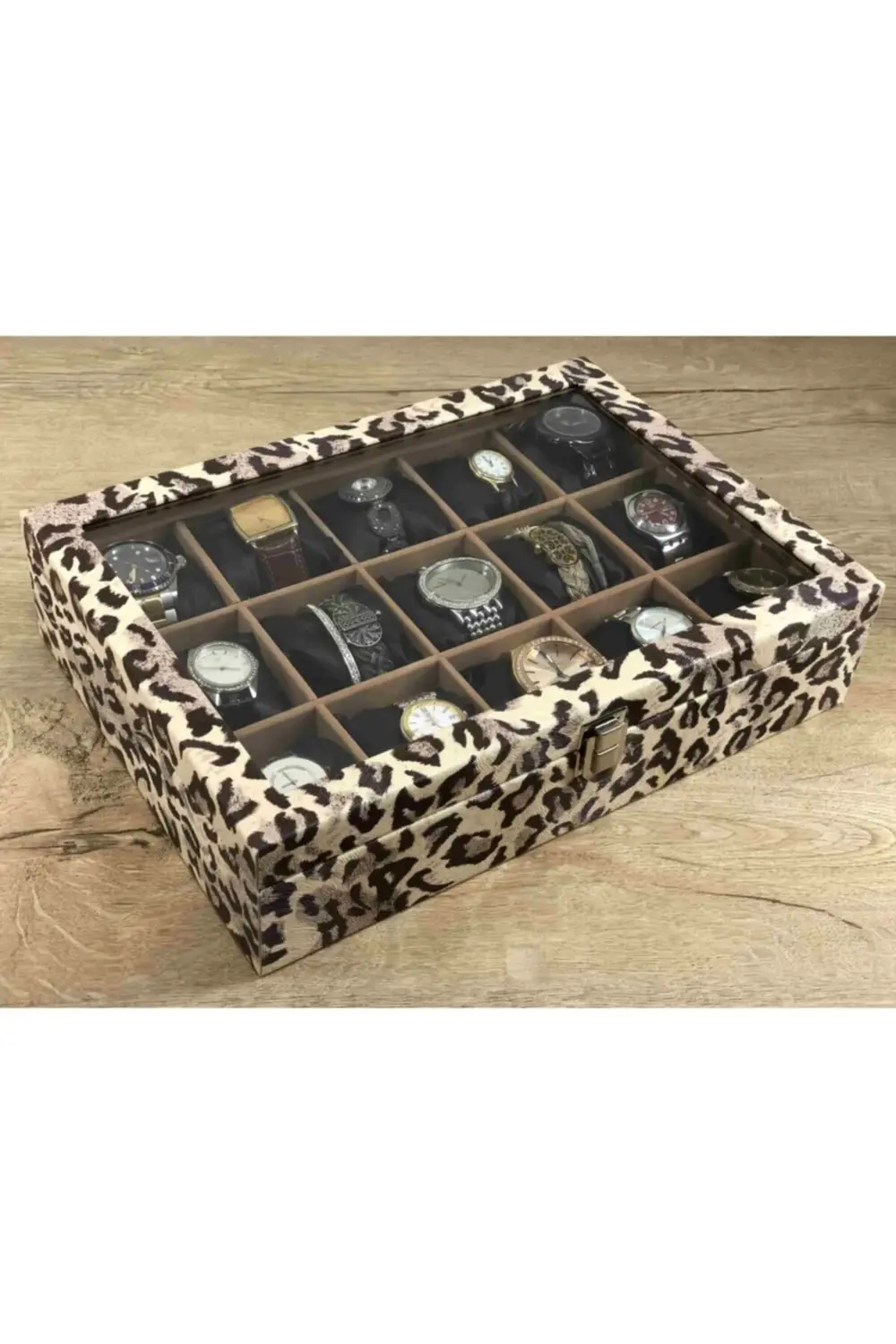 Kadınlara Özel Muhteşem Şık Görünümlü Leopar Desenli Dış Kaplama