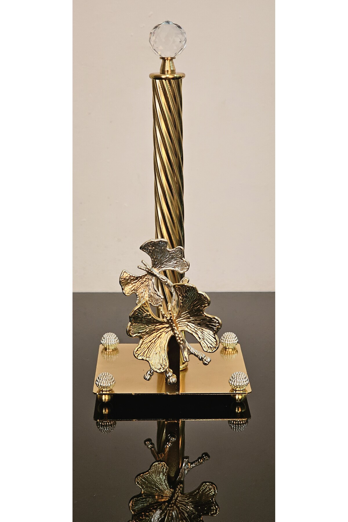 KAĞIT HAVLULUK/PEÇETELİK DEKORATİF KELEBEKLİ UZUN