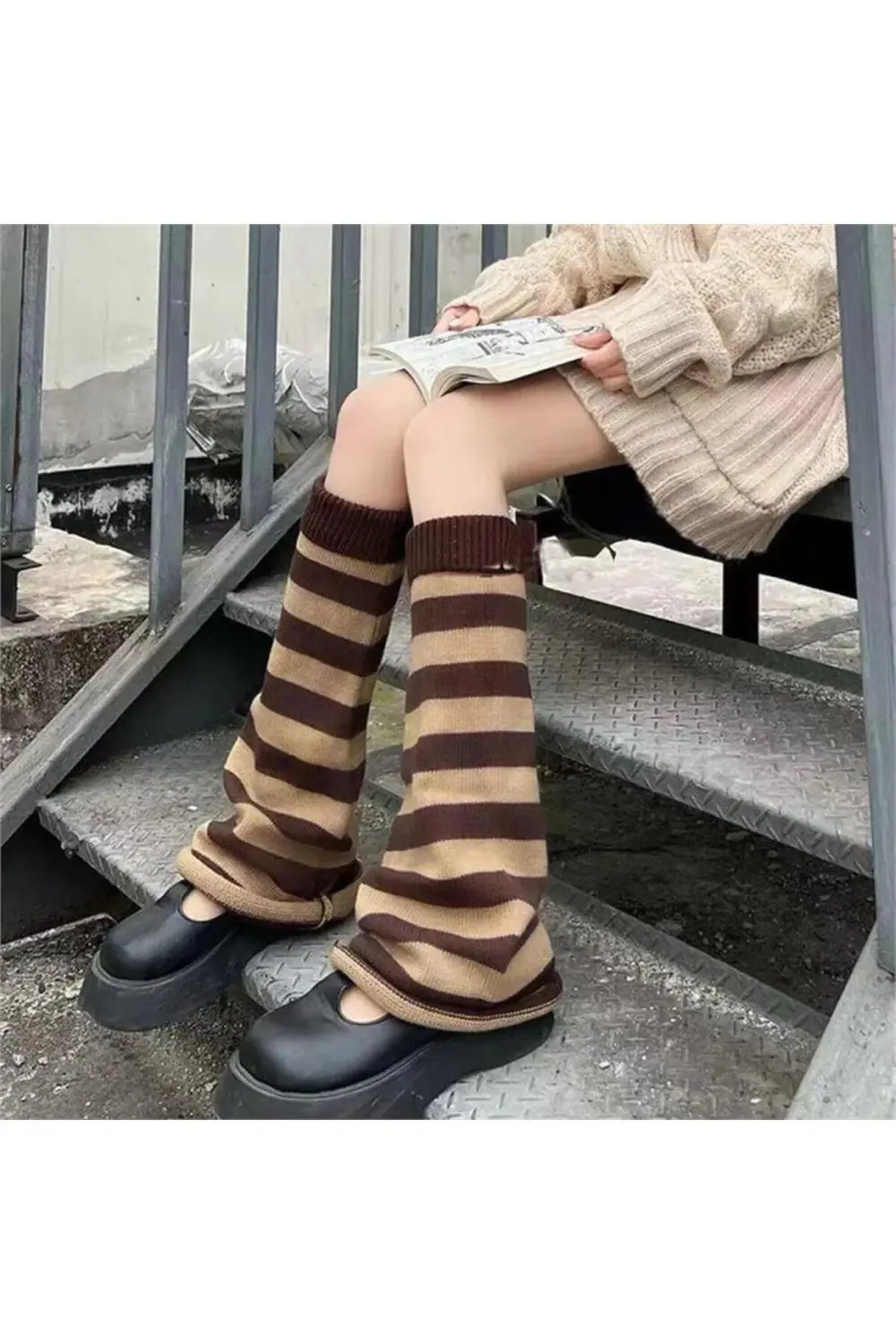 Kahverengi Bej Çizgili Tozluk