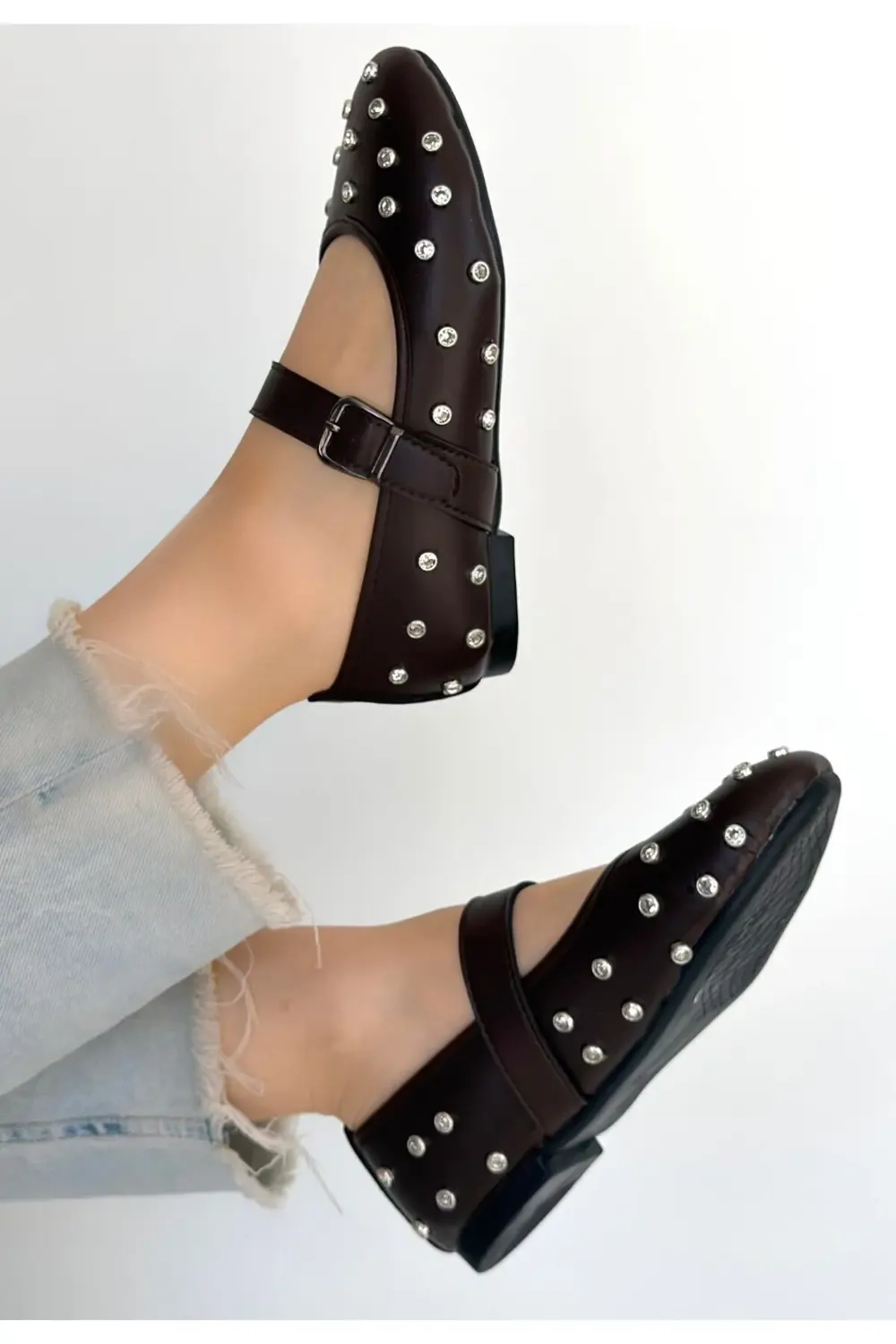 Kahverengi Cilt Kemerli Babet Ayakkabı Kahverengi Cilt Kemerli Babet Ayakkabı