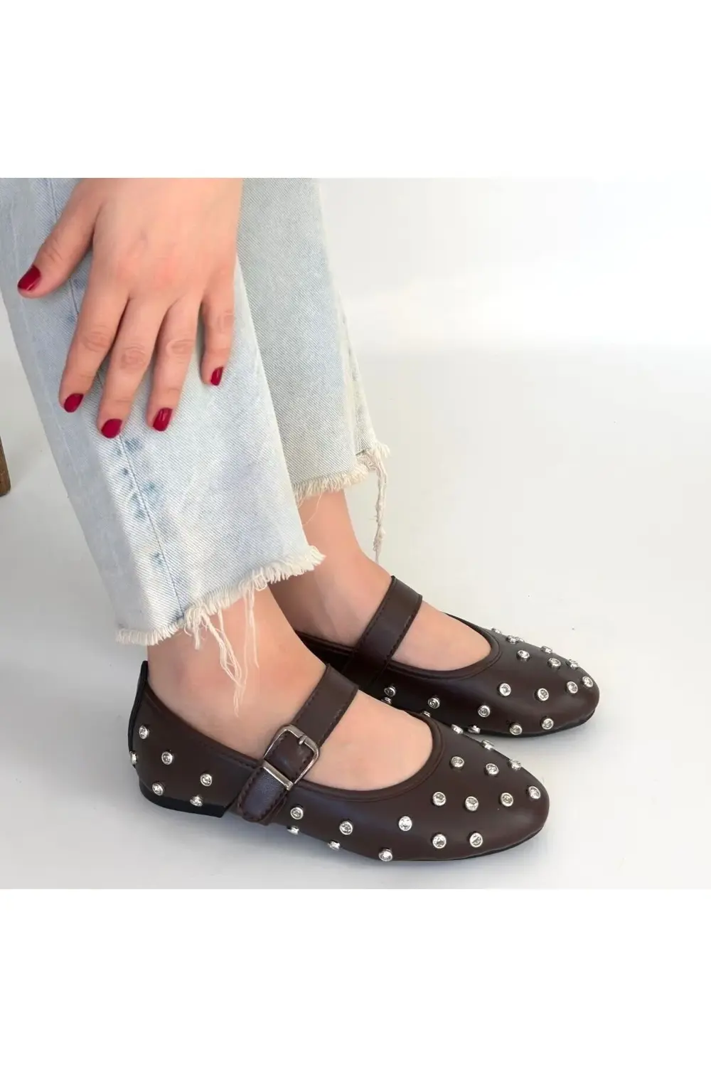 Kahverengi Cilt Kemerli Babet Ayakkabı Kahverengi Cilt Kemerli Babet Ayakkabı