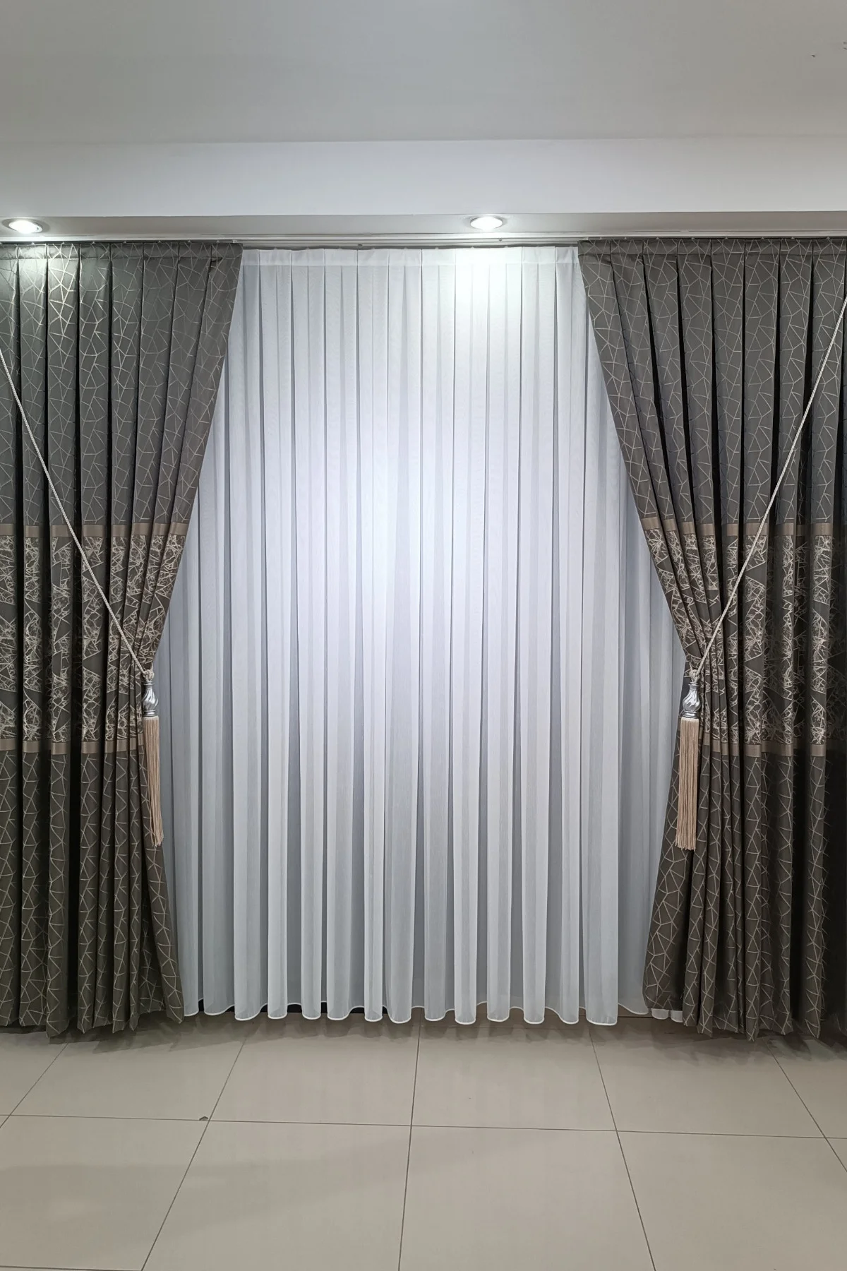 Kahverengi Pano Fon Perde Sık Pileli