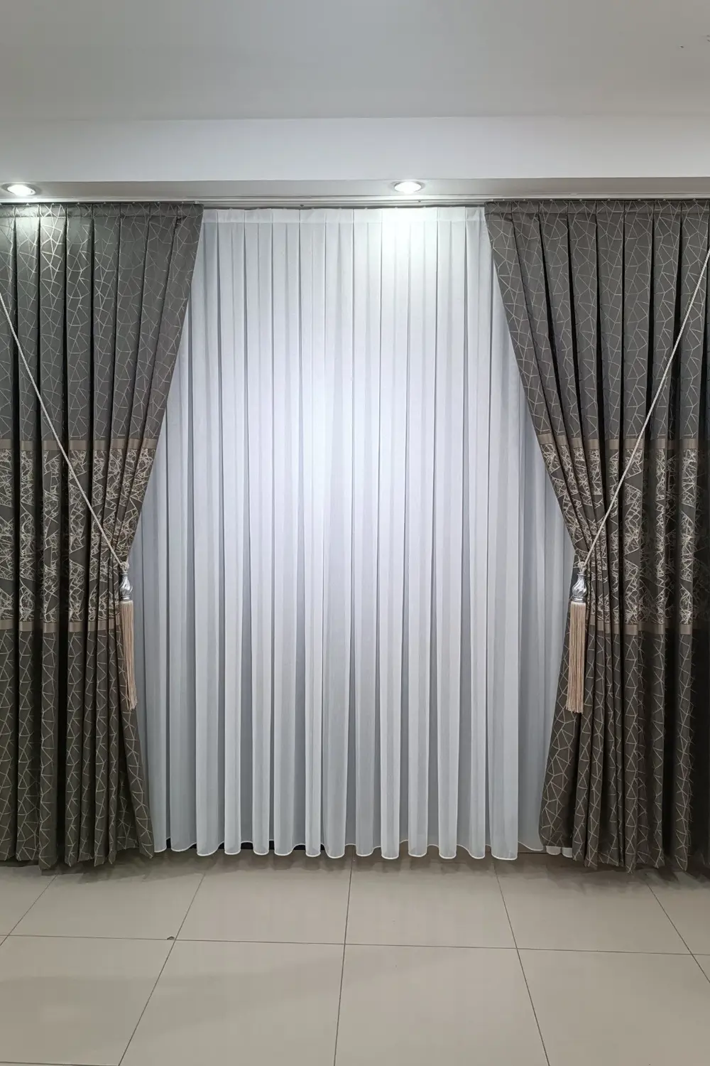 Kahverengi Pano Fon Perde Sık Pileli