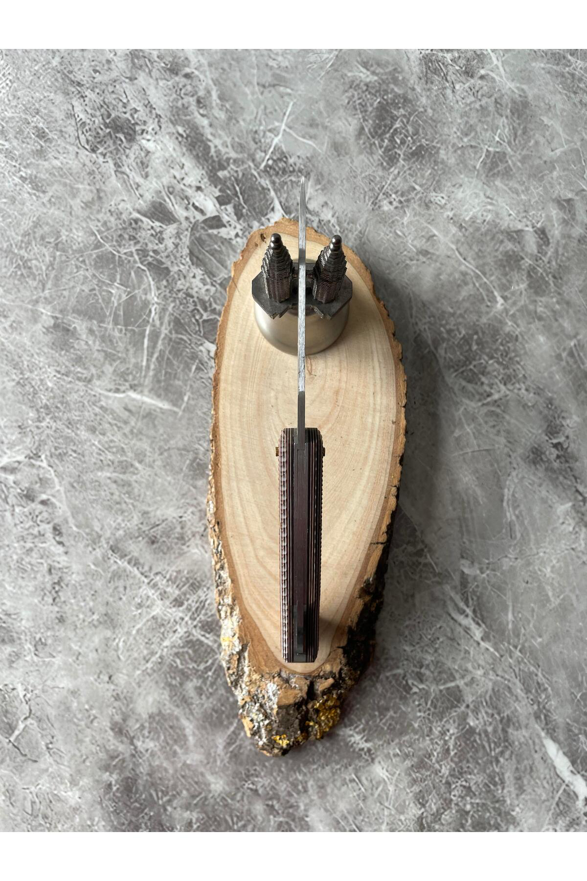 Kahverengi Verzalit Kabzeli Kamp Çakısı – 8 cm Namlu – Sırttan Ki