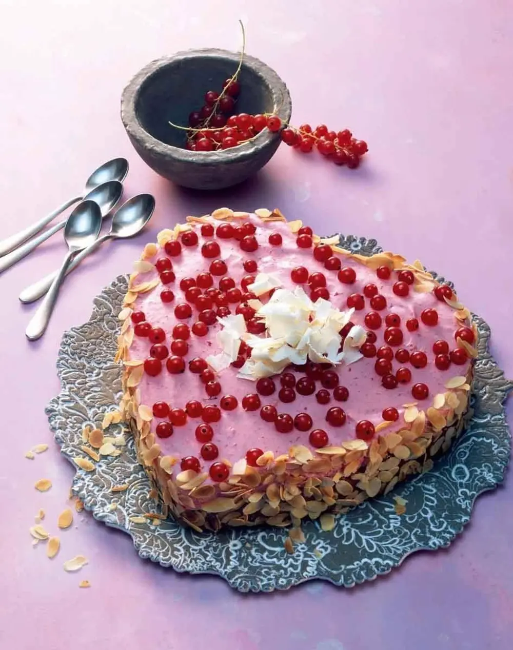 Kaiser Kalp Desenli Kelepçeli Kek Kalıbı 26 Cm 66621401