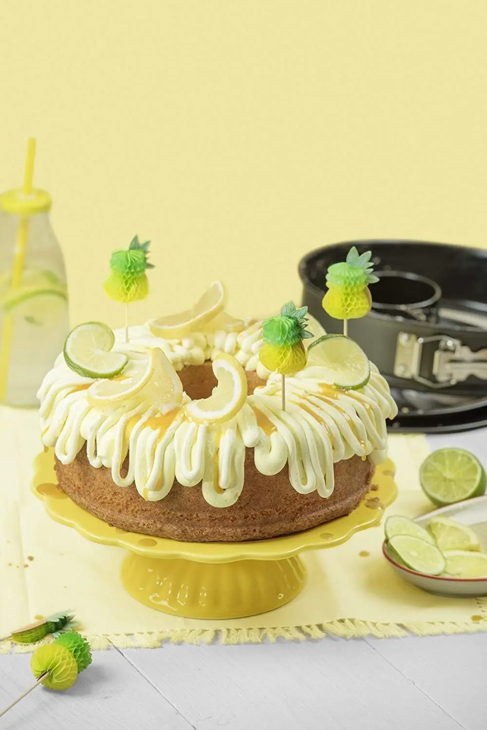 Kaiser Kelepçeli Kek Kalıbı 28 Cm Çift Taban 66621067