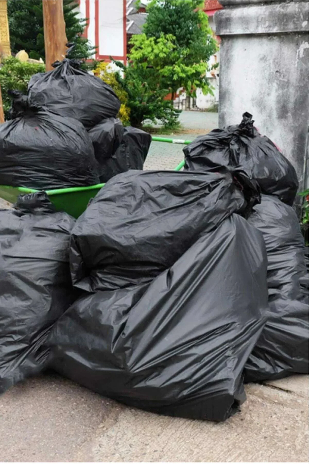 Kalın Çöp Torbası 300 gr X 5 Rulo Siyah Çöp Poşeti 80x110 Cm Jumb
