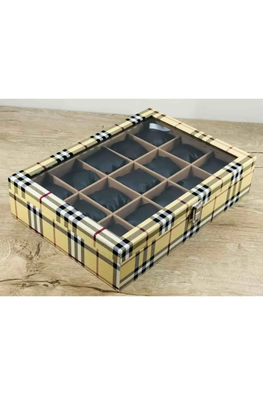 Kaliteyi Bilen Bayanlara Özel Iskoçya Sarısı Ekoseli Model Kaplam