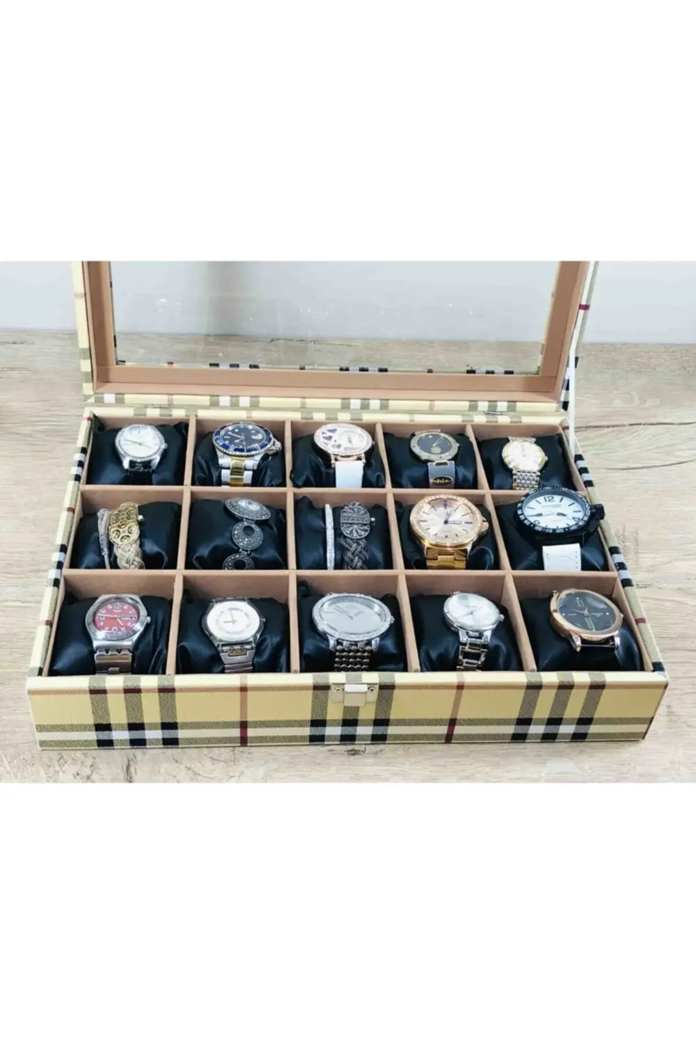 Kaliteyi Bilen Bayanlara Özel Iskoçya Sarısı Ekoseli Model Kaplam