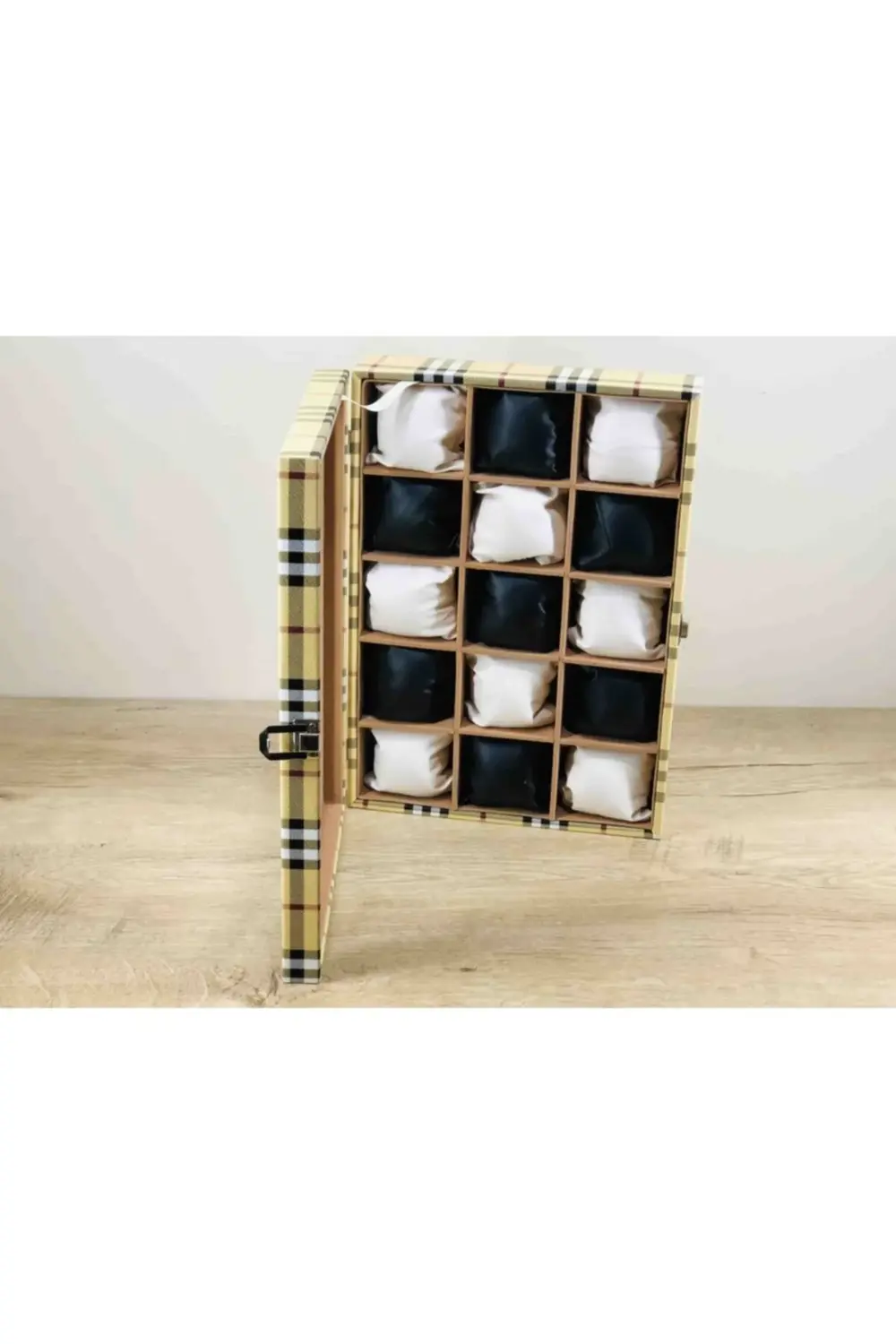 Kaliteyi Bilen KAdınlara Özel Burberrys Model Iskoçya Sarısı Ekos