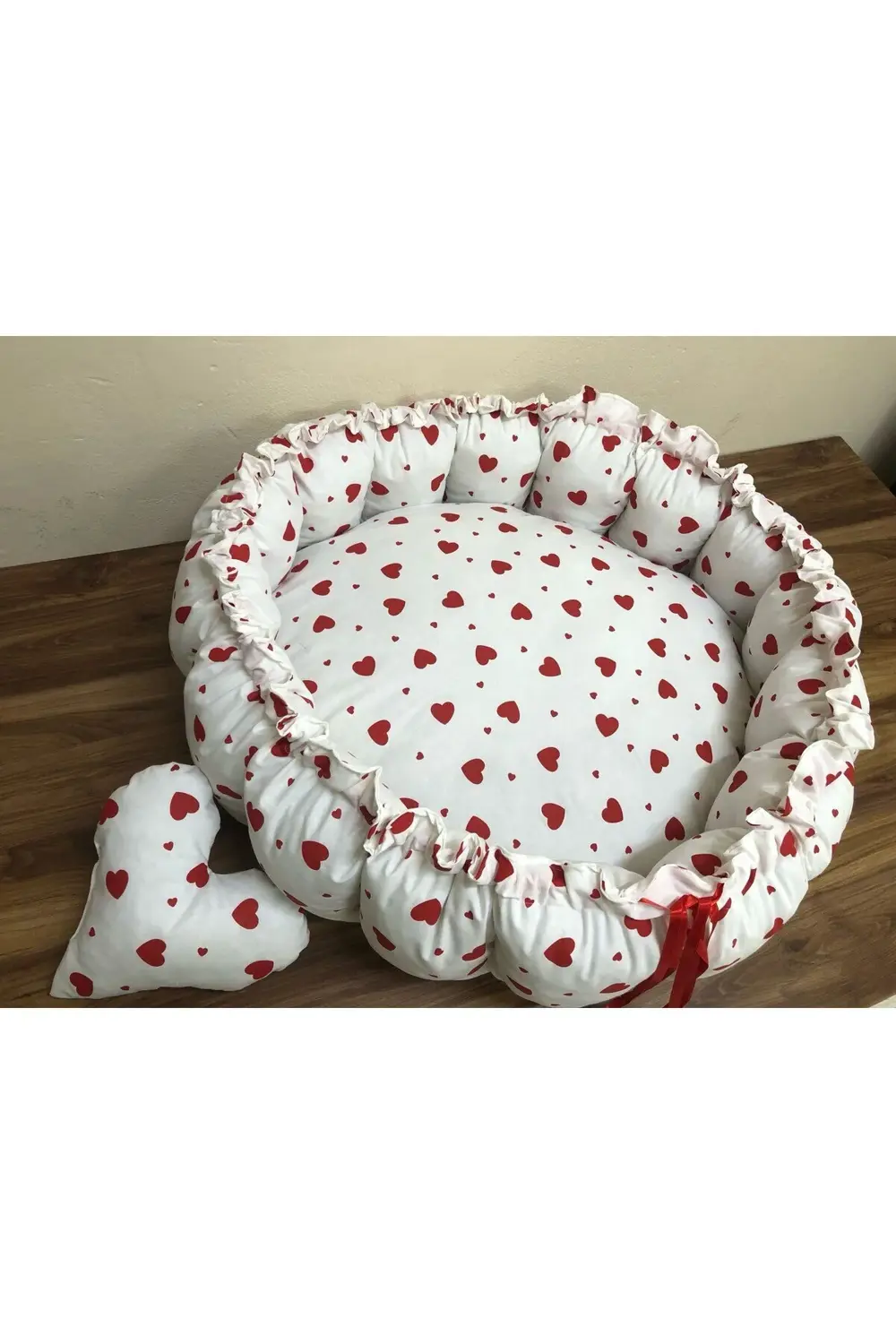 KALP DESENLİ BEBEK YATAĞI , OYUN MİNDERİ