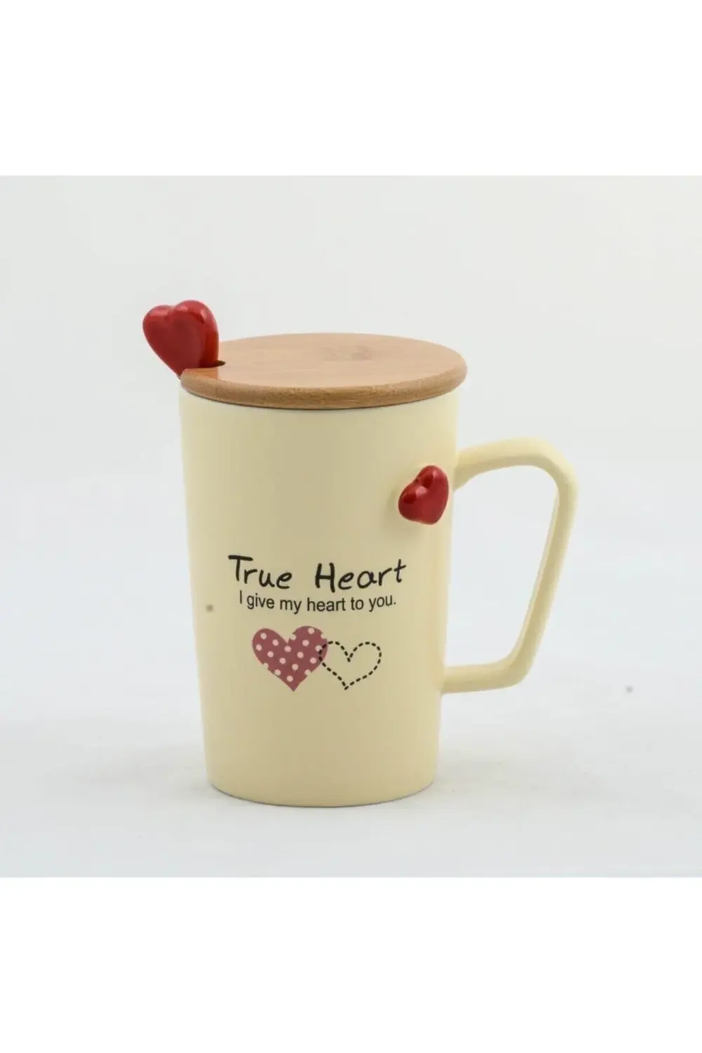 Kalp Kabartmalı Bambu Kapaklı Porselen Kupa