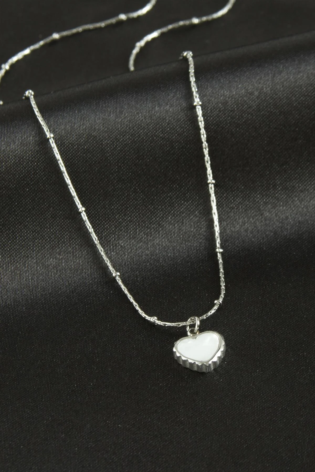 Kalp Lüks Çelik Kolye