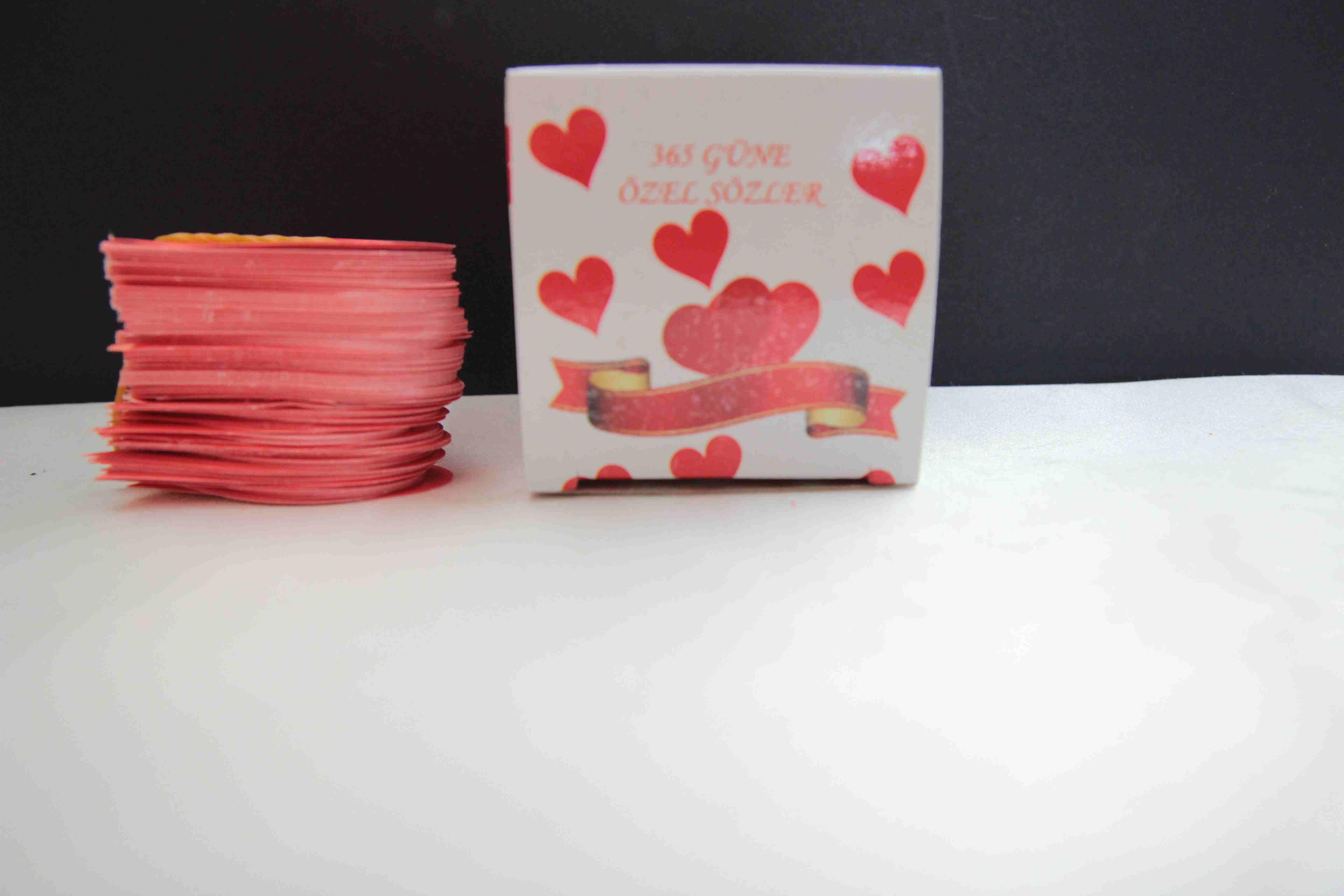 Home Kalpli Led İşık , Aşk Temalı Kupa Ve 365 Gün Aşk Sözleri Sevgiliye Özel Hediye