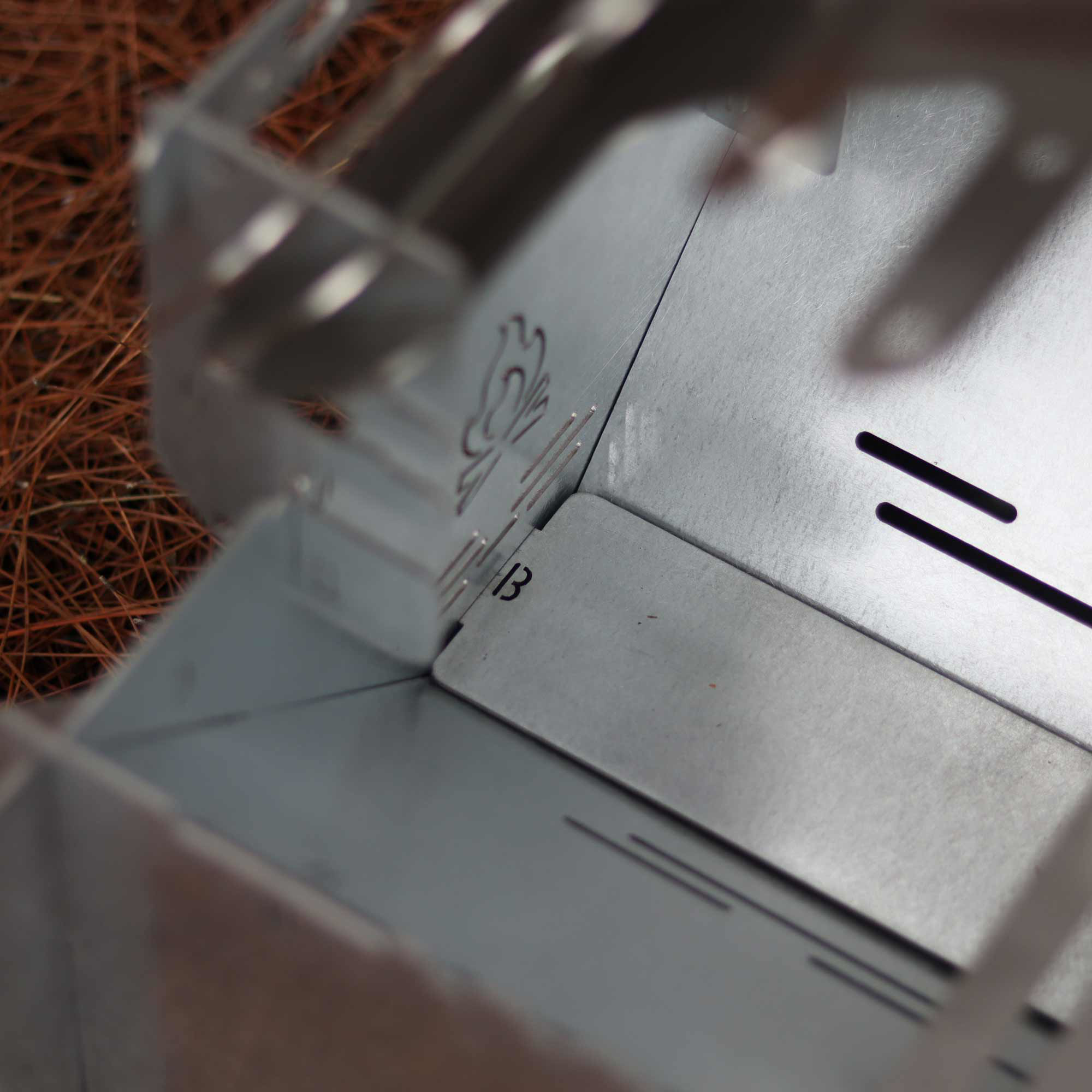 Kamp Ayısı® GrillFish™ Katlanır Özel Kutulu 2mm Galvaniz Çelik Ba