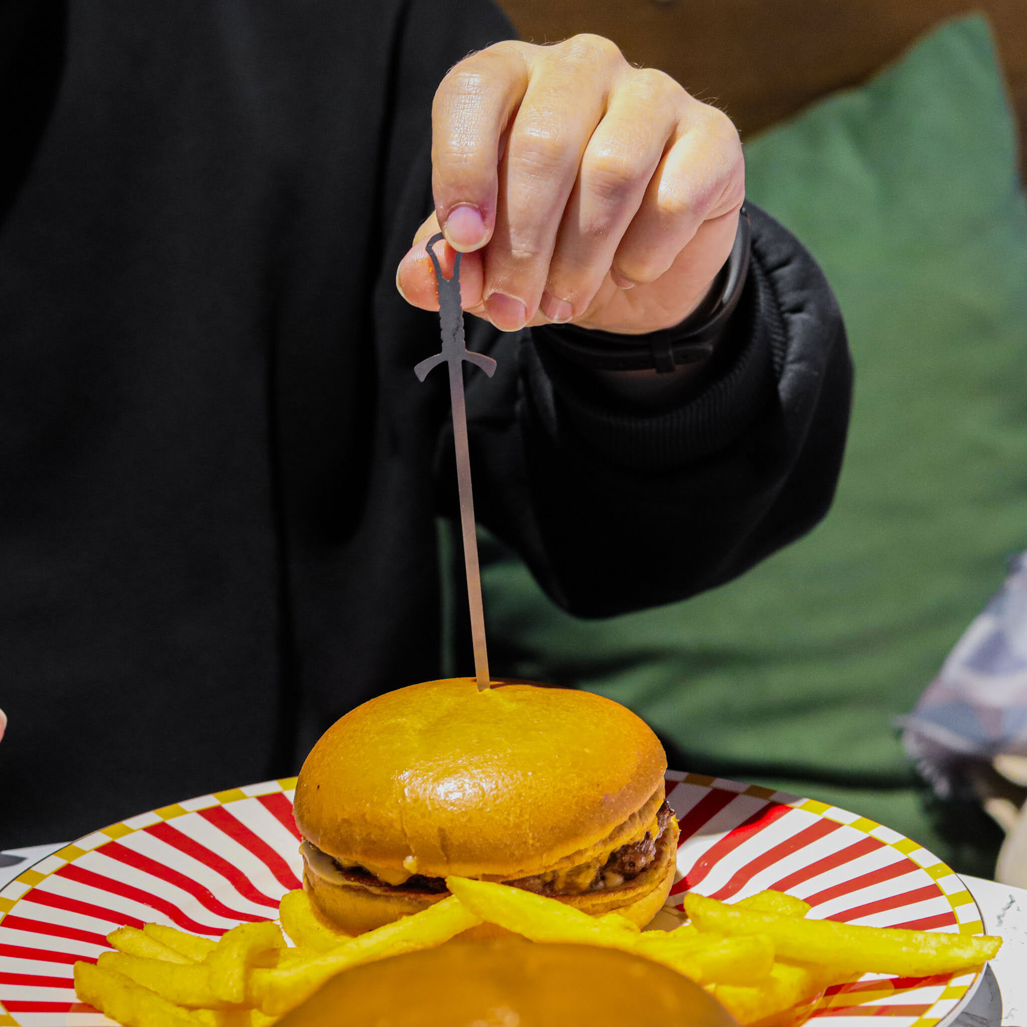 Kamp Ayısı ® Sword™ 6 Adet Paslanmaz Çelik Burger Şişi 