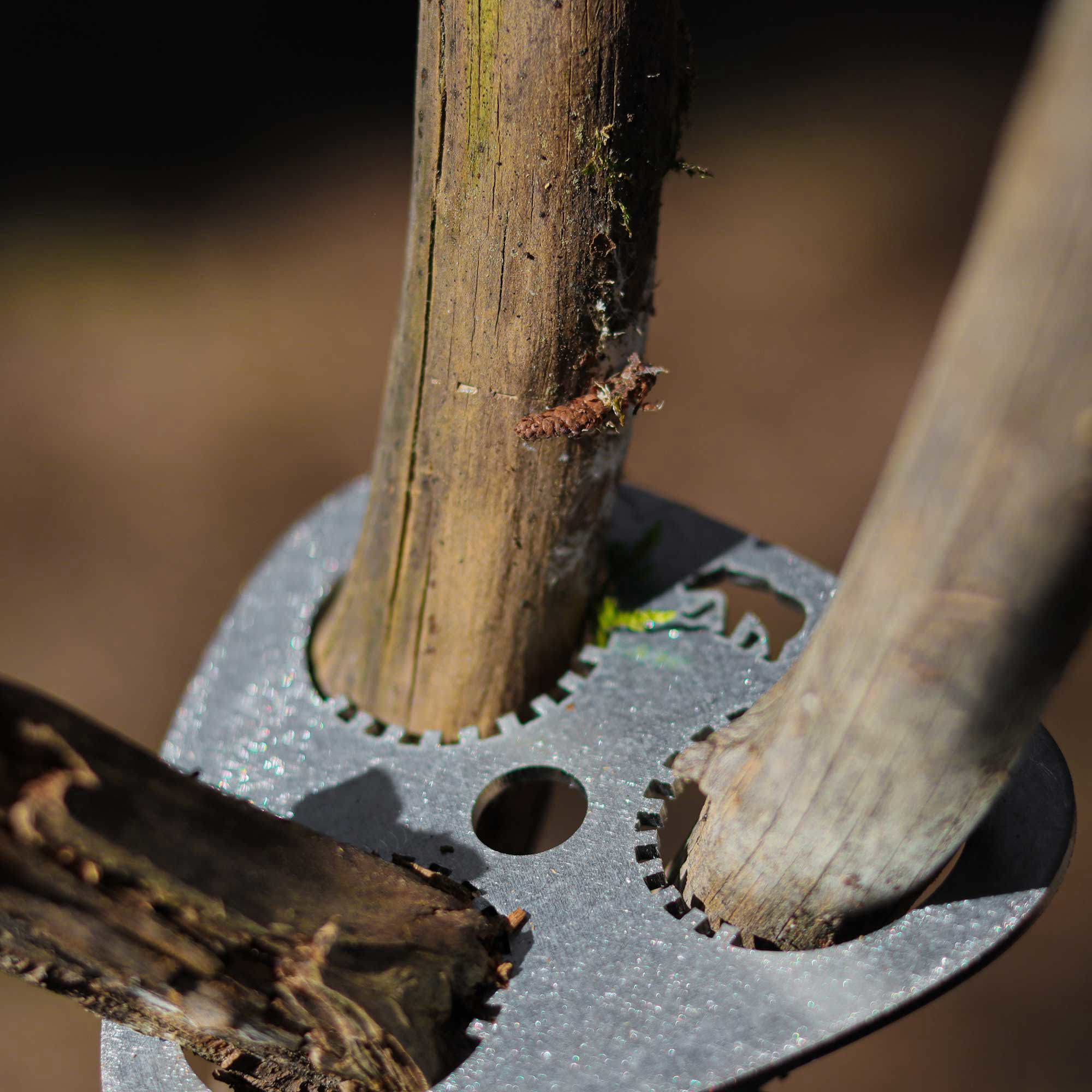 Kamp Ayisi ® Woodcraft™ Ayarlanabilir Karabinali Zincirli Üç Ayak 