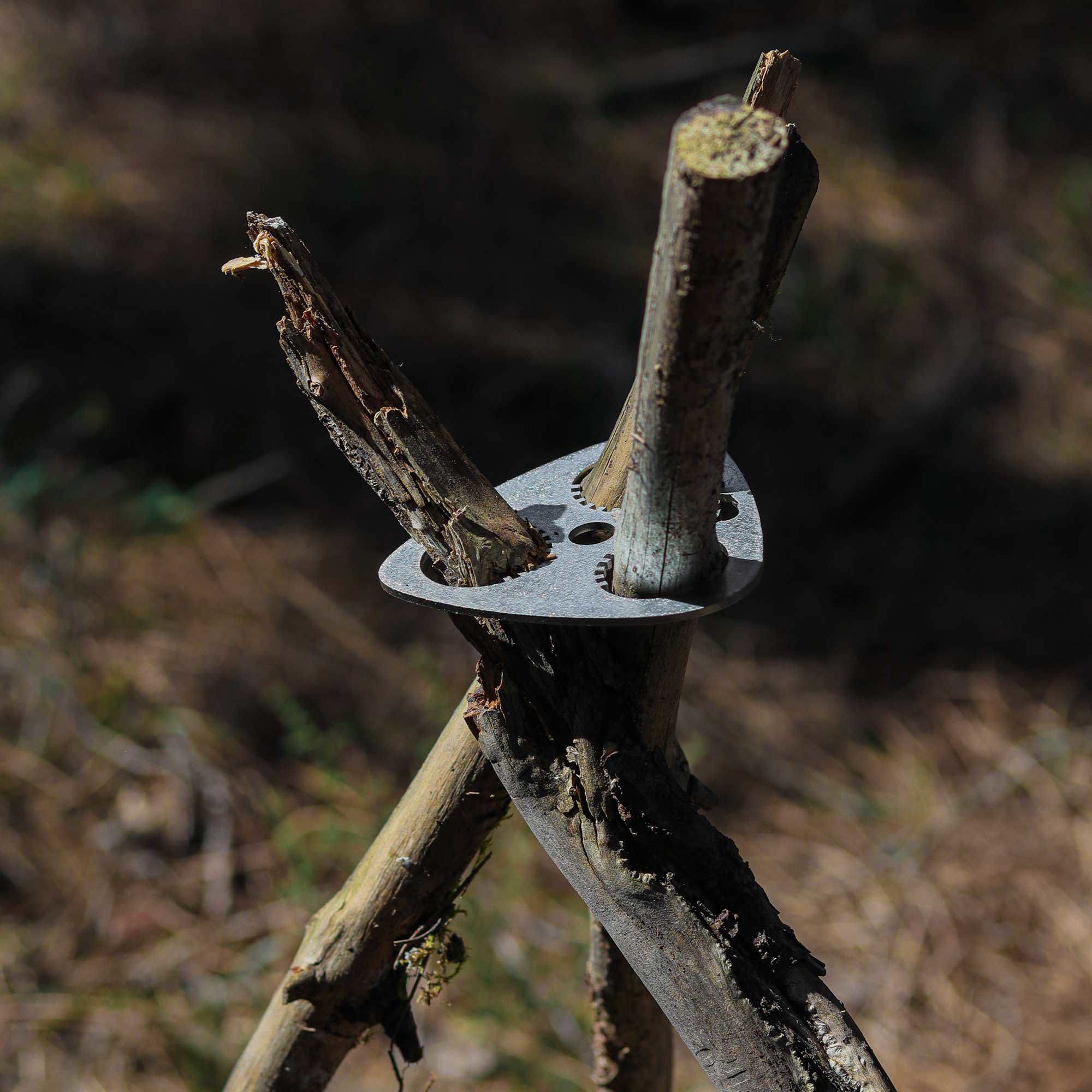 Kamp Ayisi ® Woodcraft™ Ayarlanabilir Karabinali Zincirli Üç Ayak 