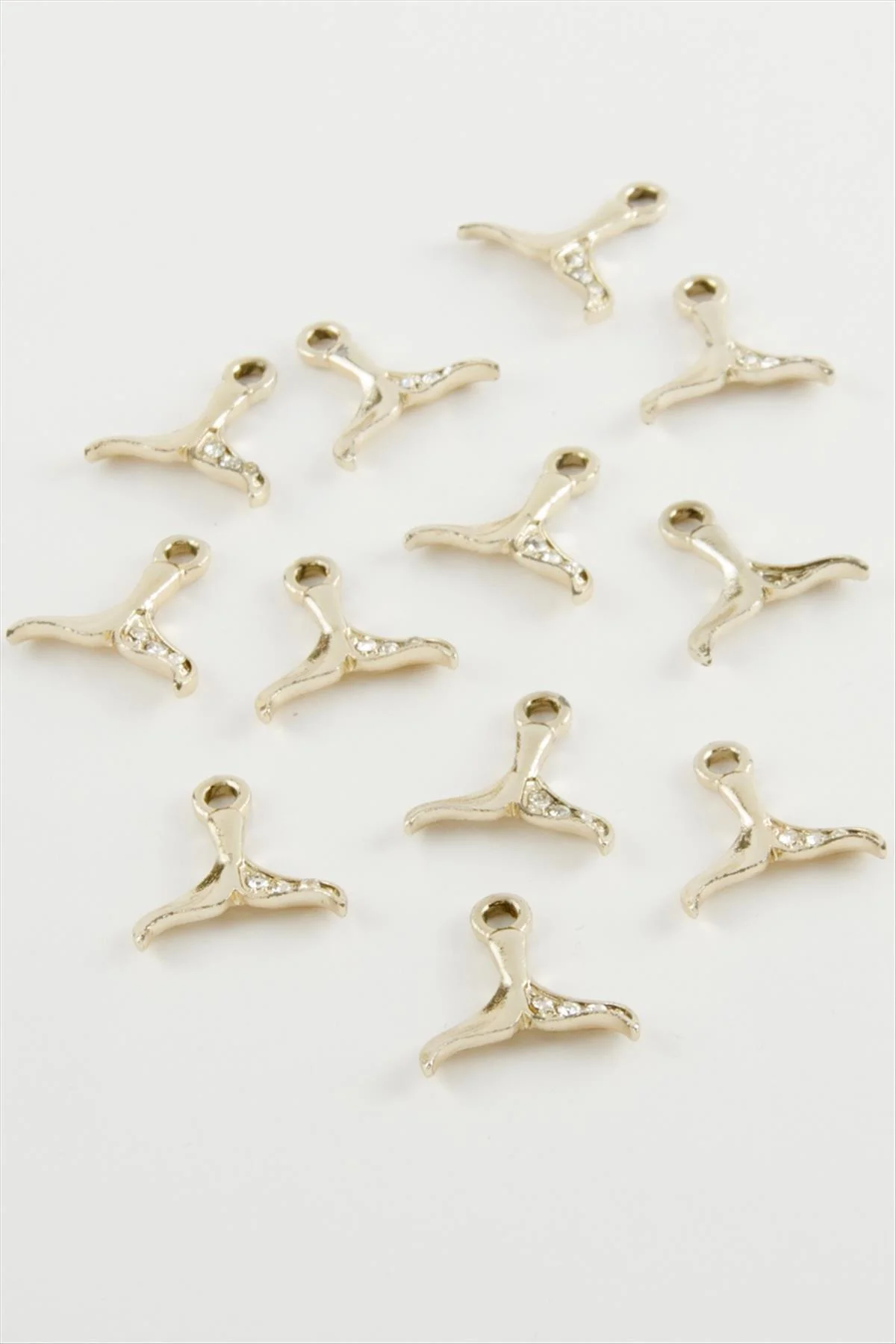 Kanat Taşlı Kolye Ucu Aparatı 1 Adet