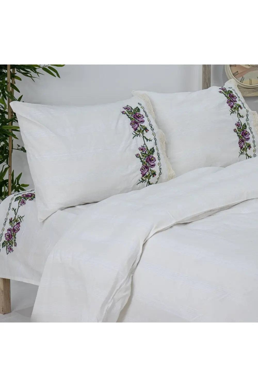 Kaneviçeli Buldan Nevresim Takımı