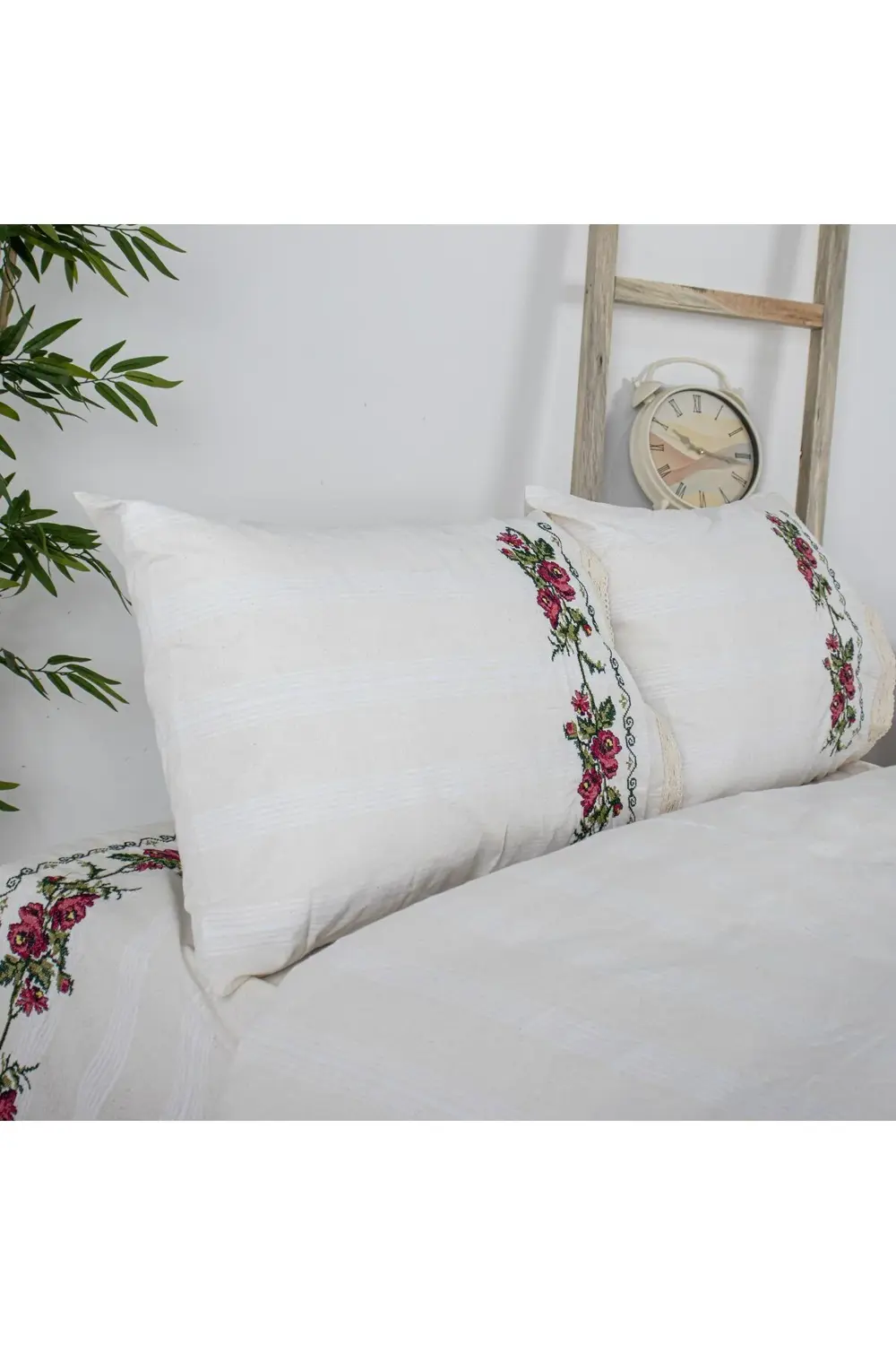 Kaneviçeli Buldan Nevresim Takımı